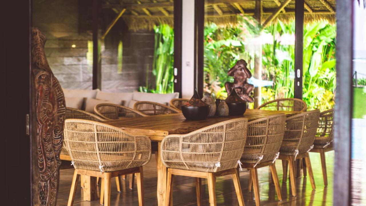 Villa Jac Selong Belanak Exterior photo