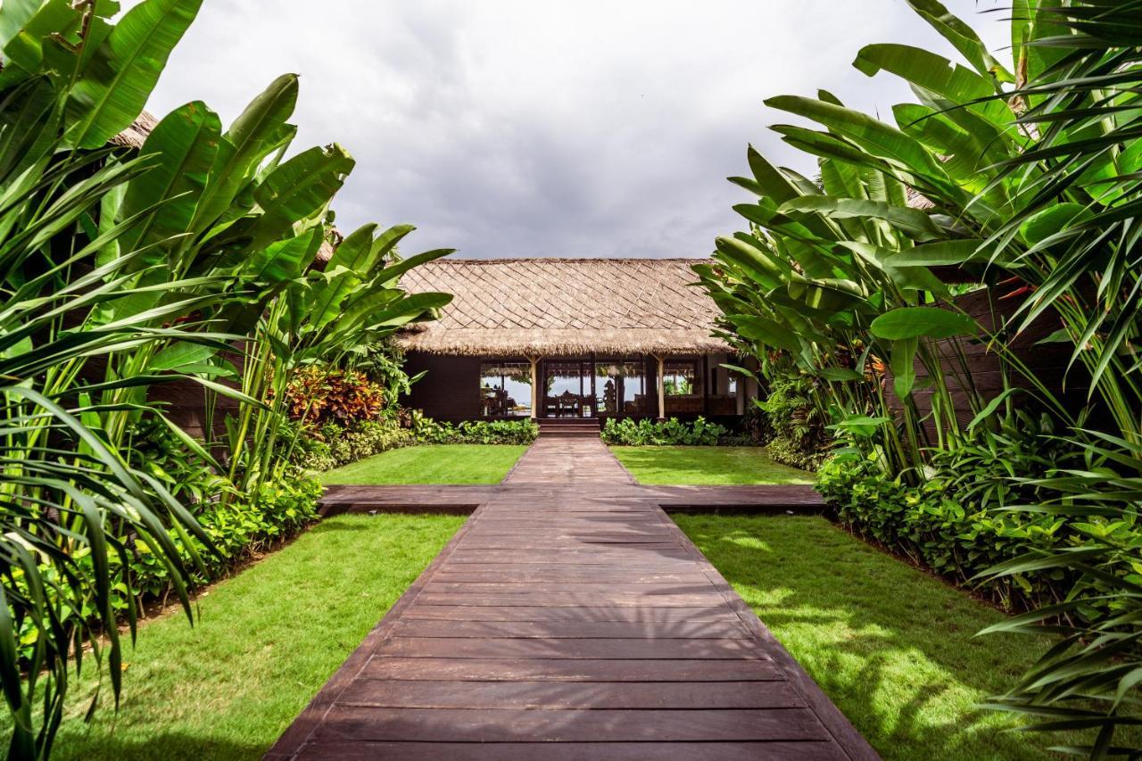 Villa Jac Selong Belanak Exterior photo